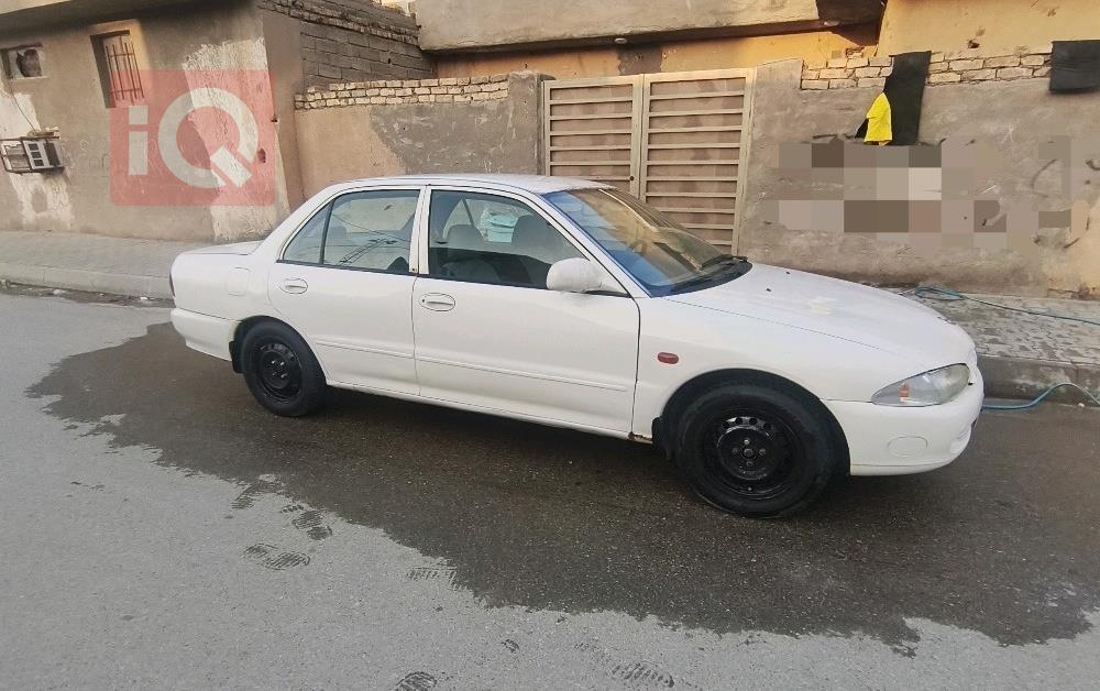 بروتون ويرا